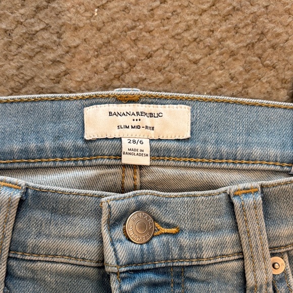 Banana Republic Light Wash Straight Leg Jeans - Picture 3 of 5